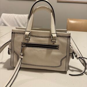 Marc jacobs White / Cream Cruiser Bag with Contrast Stitching LIKE NEW